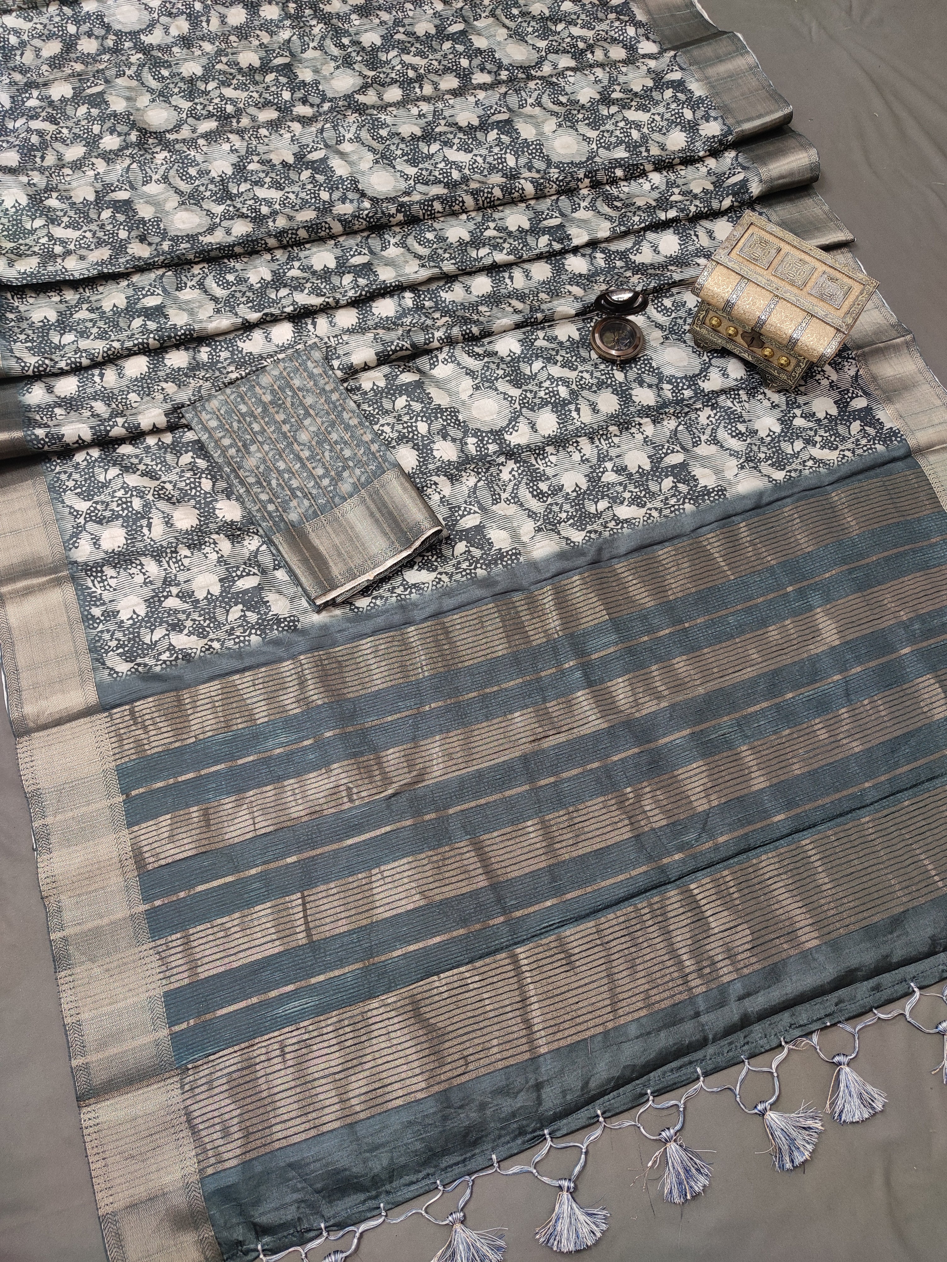 Noir Bloom Abstraction Handloom Jacquard Border Tussar Saree JQ2 Geetha Creation